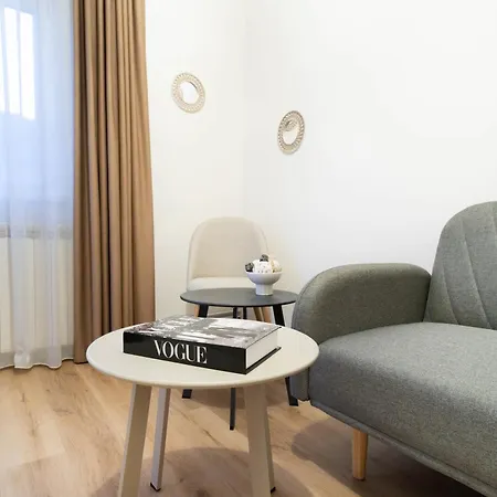 Apartment Alpine Chic